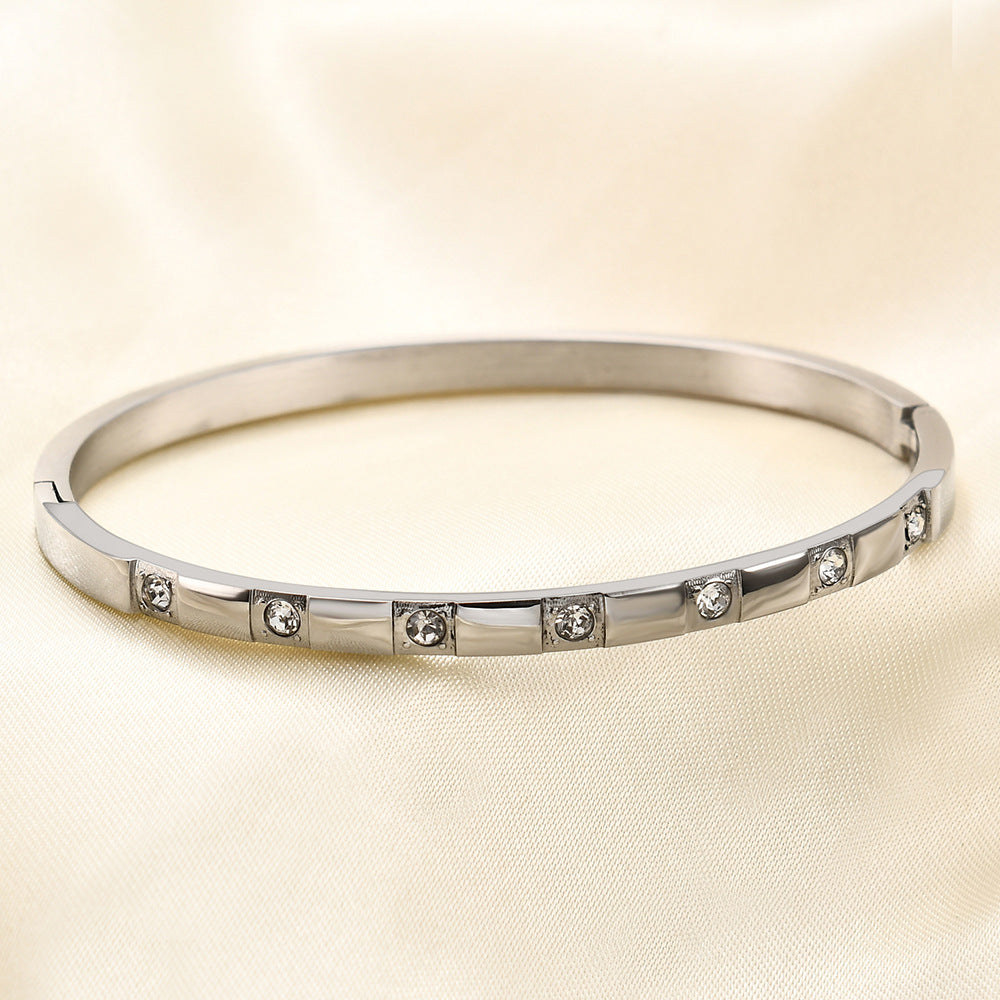 The Valerie Bangle