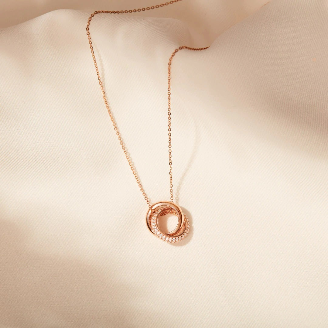 Double Loop Necklace