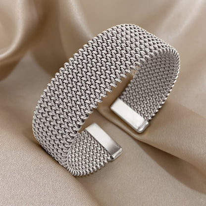 The milano woven cuff