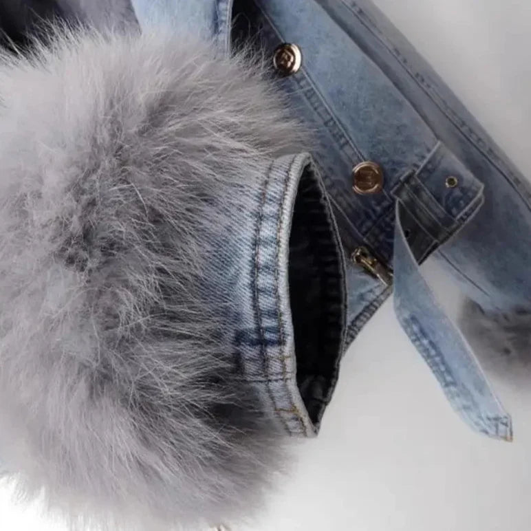 מעיל ג'ינס עם צווארון פרווה מונורו